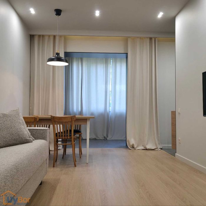 СРОЧНО продажа 4/4/4 Массив Ц-12, улица "Лабзак", 81м2