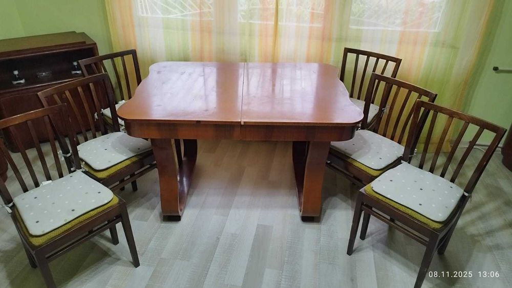 Vand mobila sufragerie