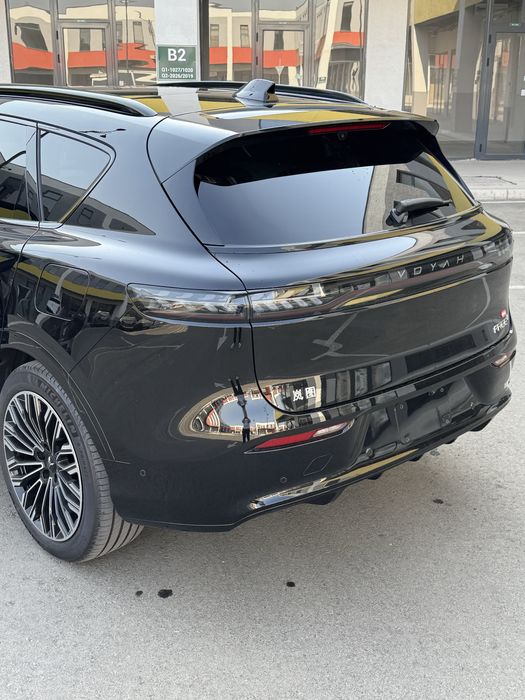 Voyah free plus Hybrid Full 2025-yil 2026Model Eng fulli AWD