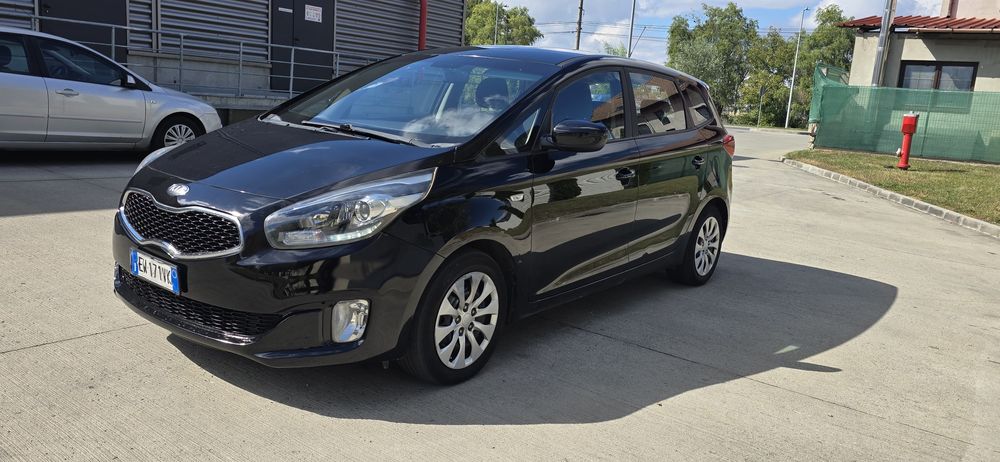Kia Carens 2014  1,7diesel 7locurii Perfecta 152000km 100% realii