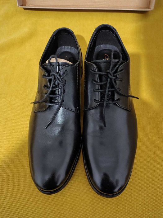 Pantofi piele negri Clarks, marimea 43