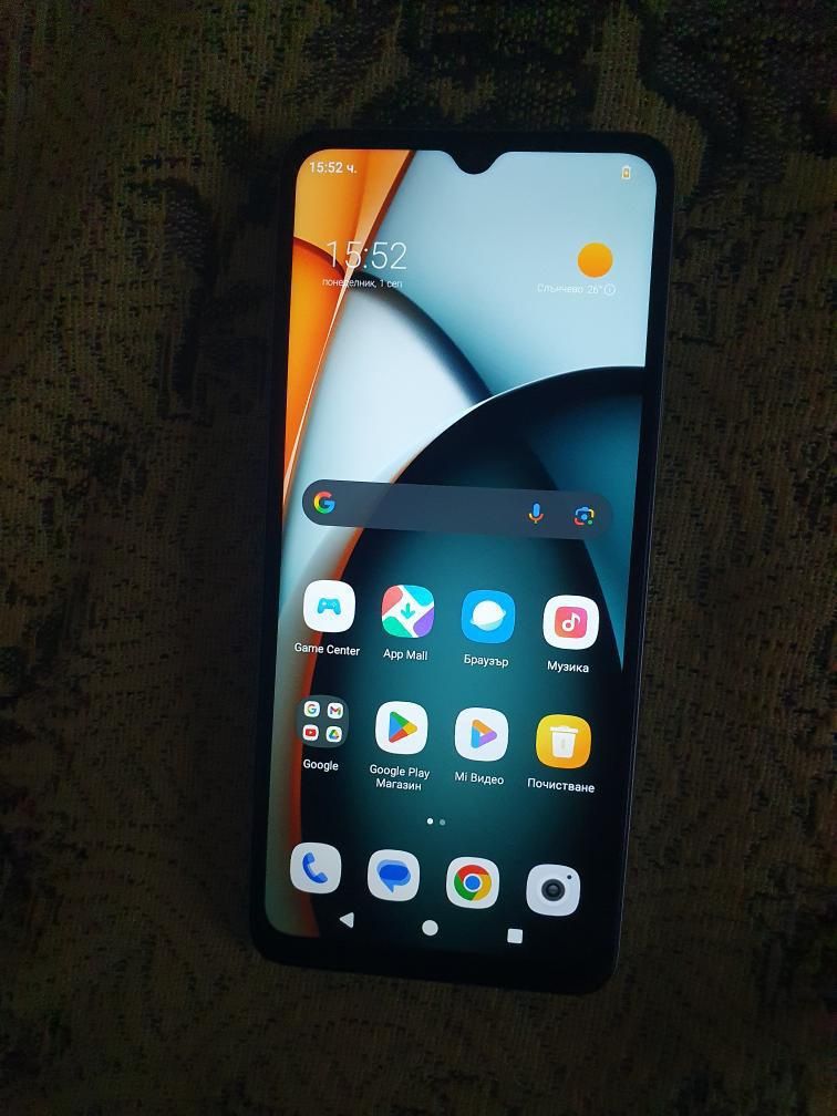 Продавам Redmi A3 + стъклен протектор подарък