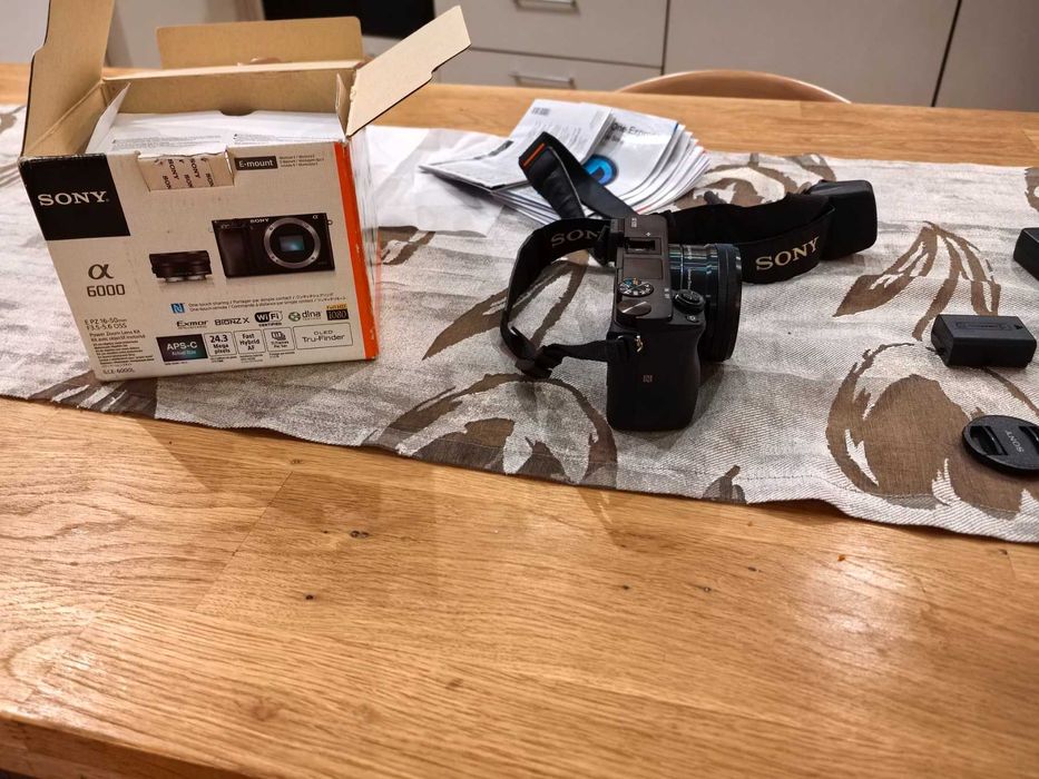 Фотоапарат Sony A6000