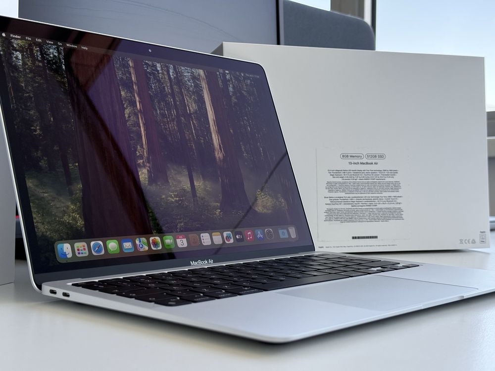 MacBook Air M1 – 512GB SSD / 8GB RAM – Като Нов!