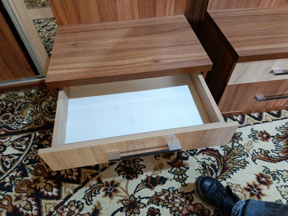 Продаётся Мебель для спальни