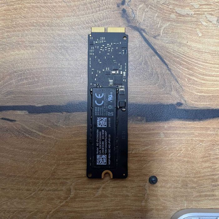 SSD Apple 256GB (PCIe original)