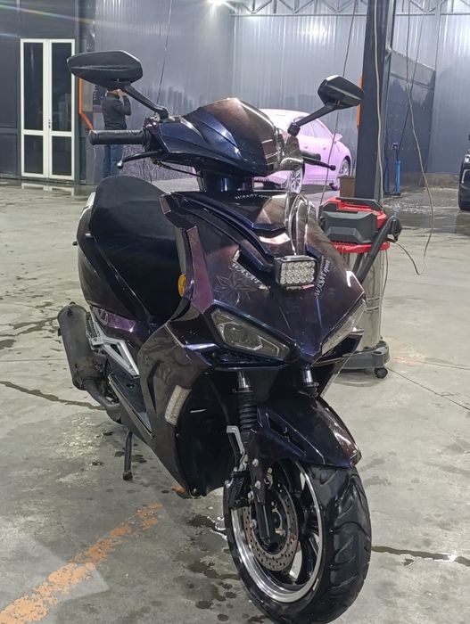 Italia r2    150 kub. Benzinli ideal