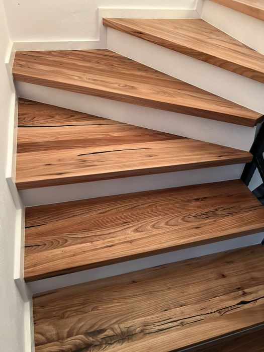 Trepte din lemn masiv