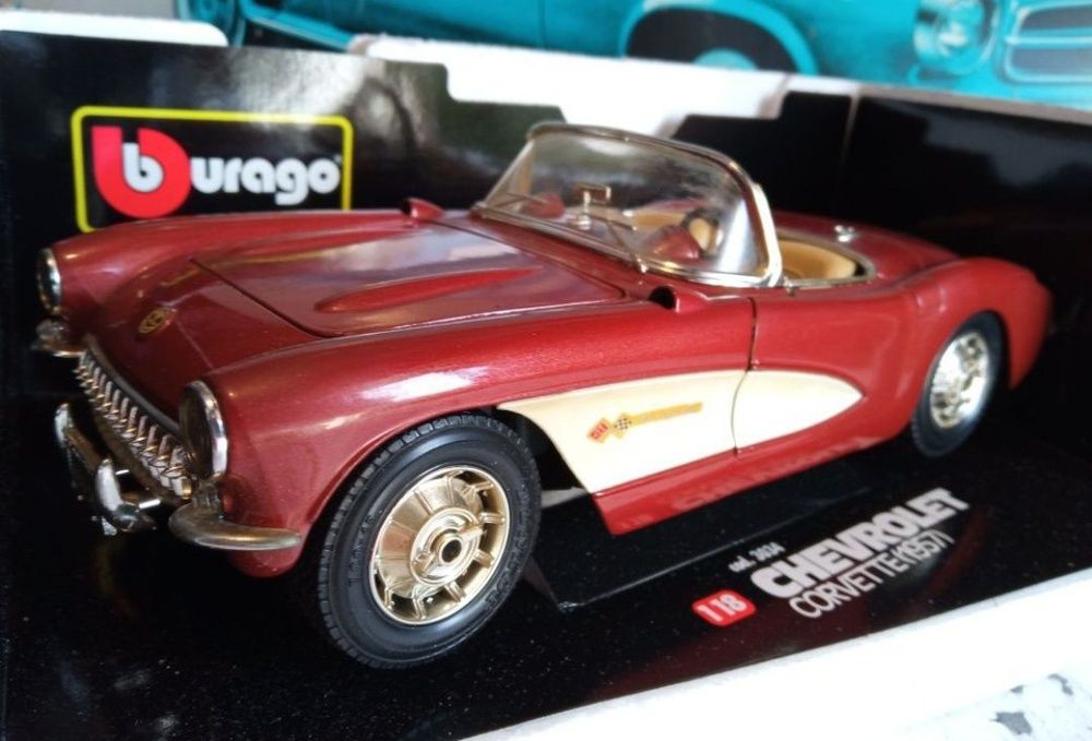 Chevrolet canuette 1957
Scara 1/18
bburago
Pozele reflectă realitatea.