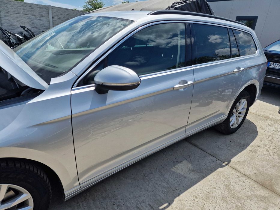 Usa stanga spate Volkswagen Passat B8  variant / break LA7WL gri
