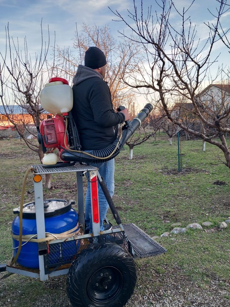 Dispozitiv tractat(ATV,Motocultor etc.)pt.atomizor