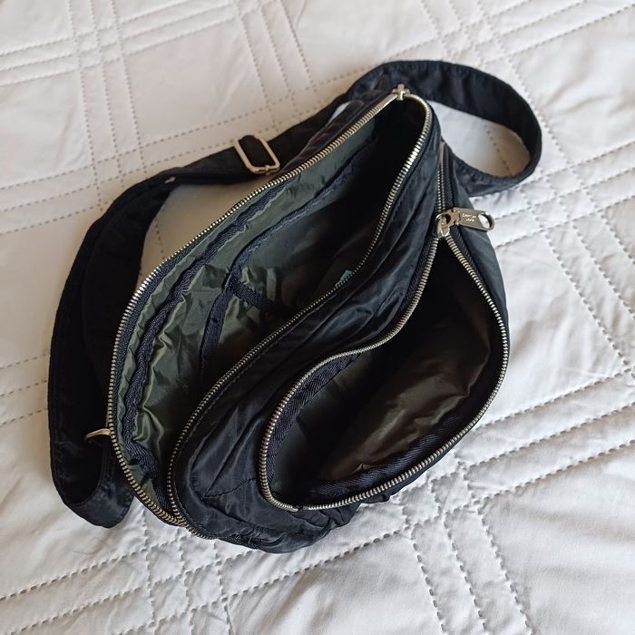 Чантичка Calvin Klein