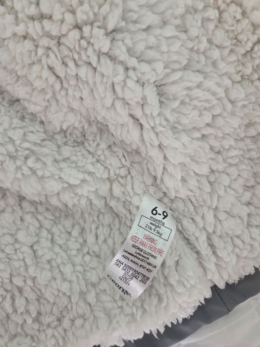 Две якета George 6-9м