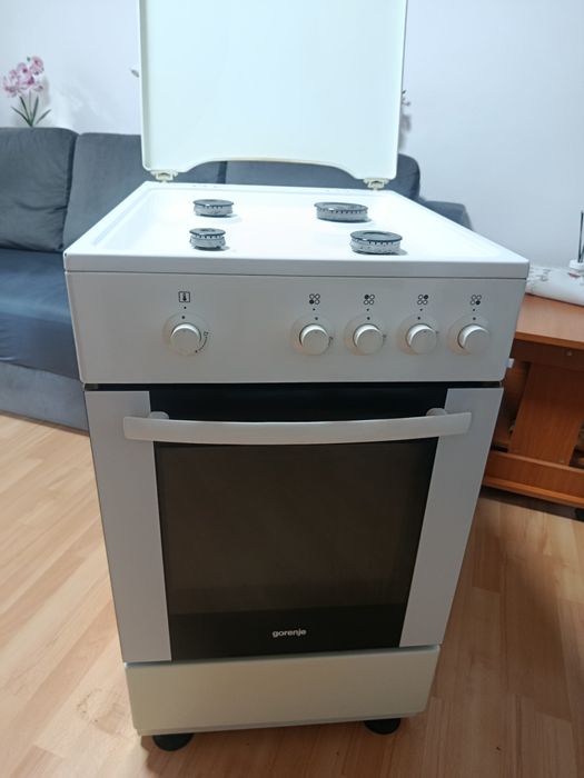 Vând aragaz Gorenje