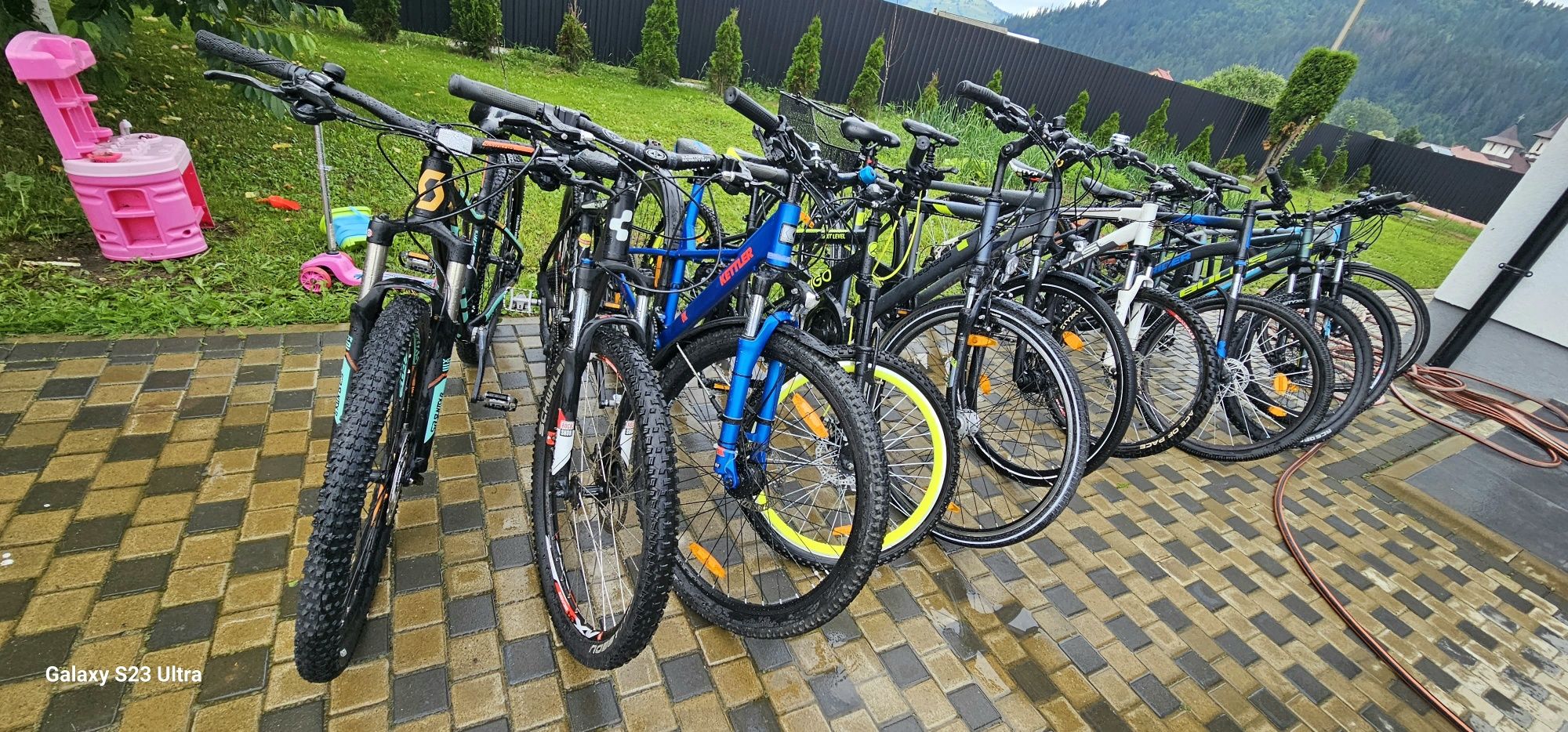 Biciclete de vanzare