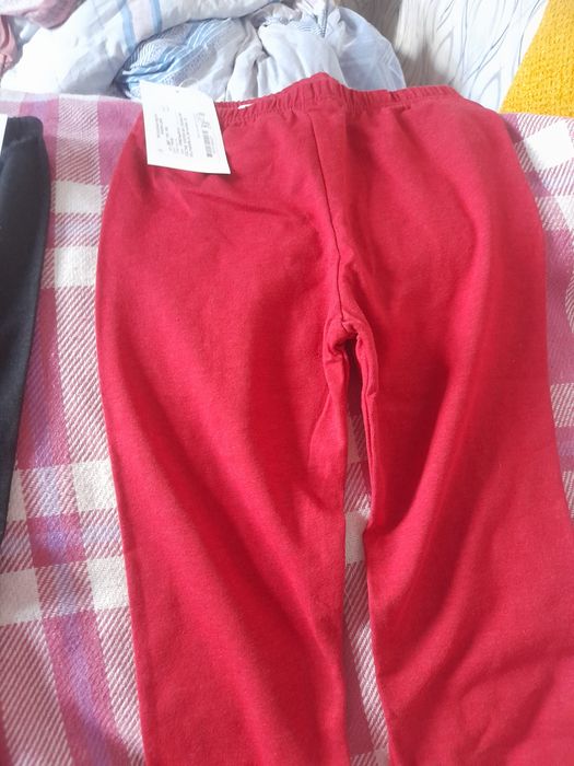 Продам для девочки бриджи 4-5лет