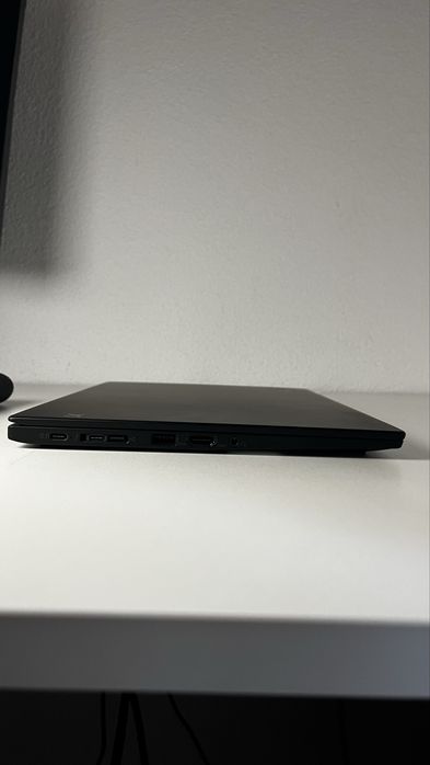 Lenovo Thinkpad X1 Carbon (7) - Win10 Pro, i5, 8GB, 256GB