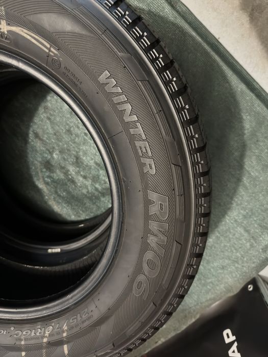 215/70 R16C 108/106R 8PR - Hankook Winter RW06 M+S Oferta