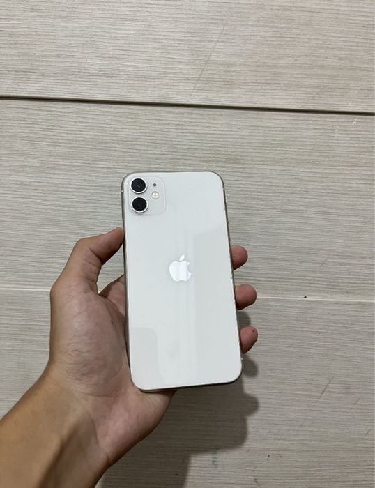 Продам срочно iPhone 11 128GB