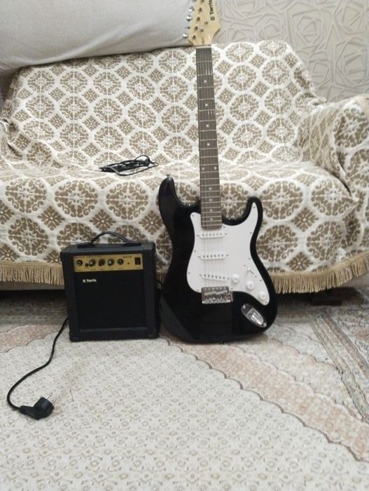 электро гитара Stratocaster