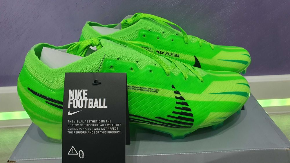 Професионални Бутонки Nike AIR Zoom Mercurial Vapor 15 Elite XXV FG