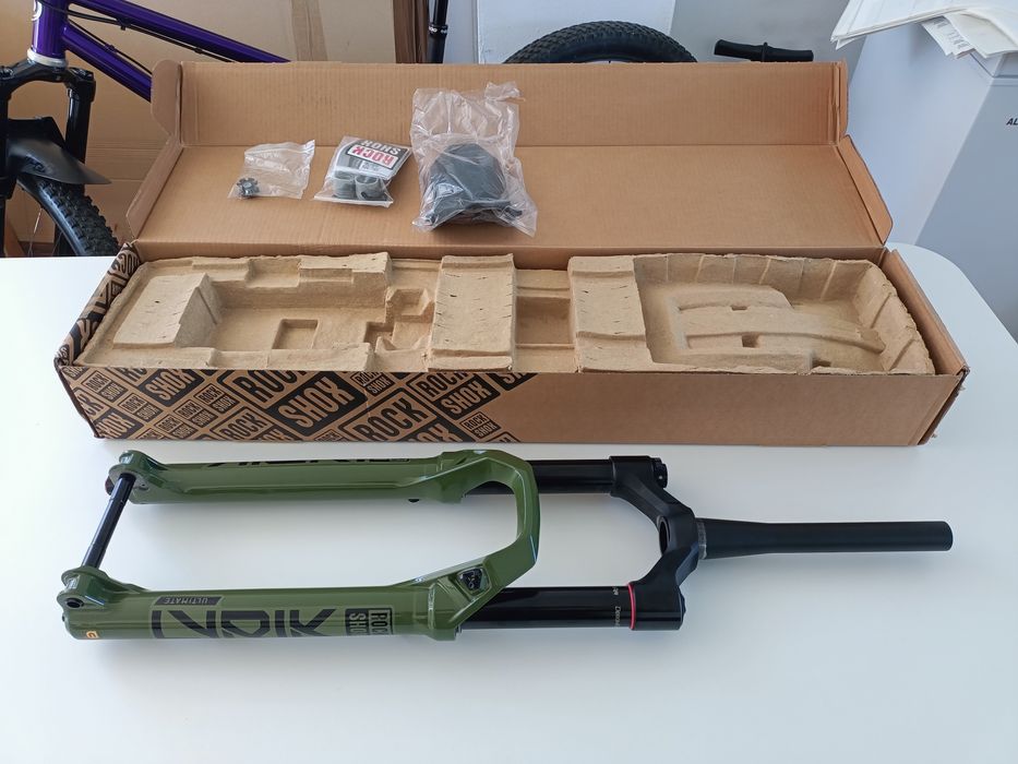 ROCKSHOX Fork LYRIK ULTIMATE Charger RC2 27.5" DeBonAir 150mm BOOST 15