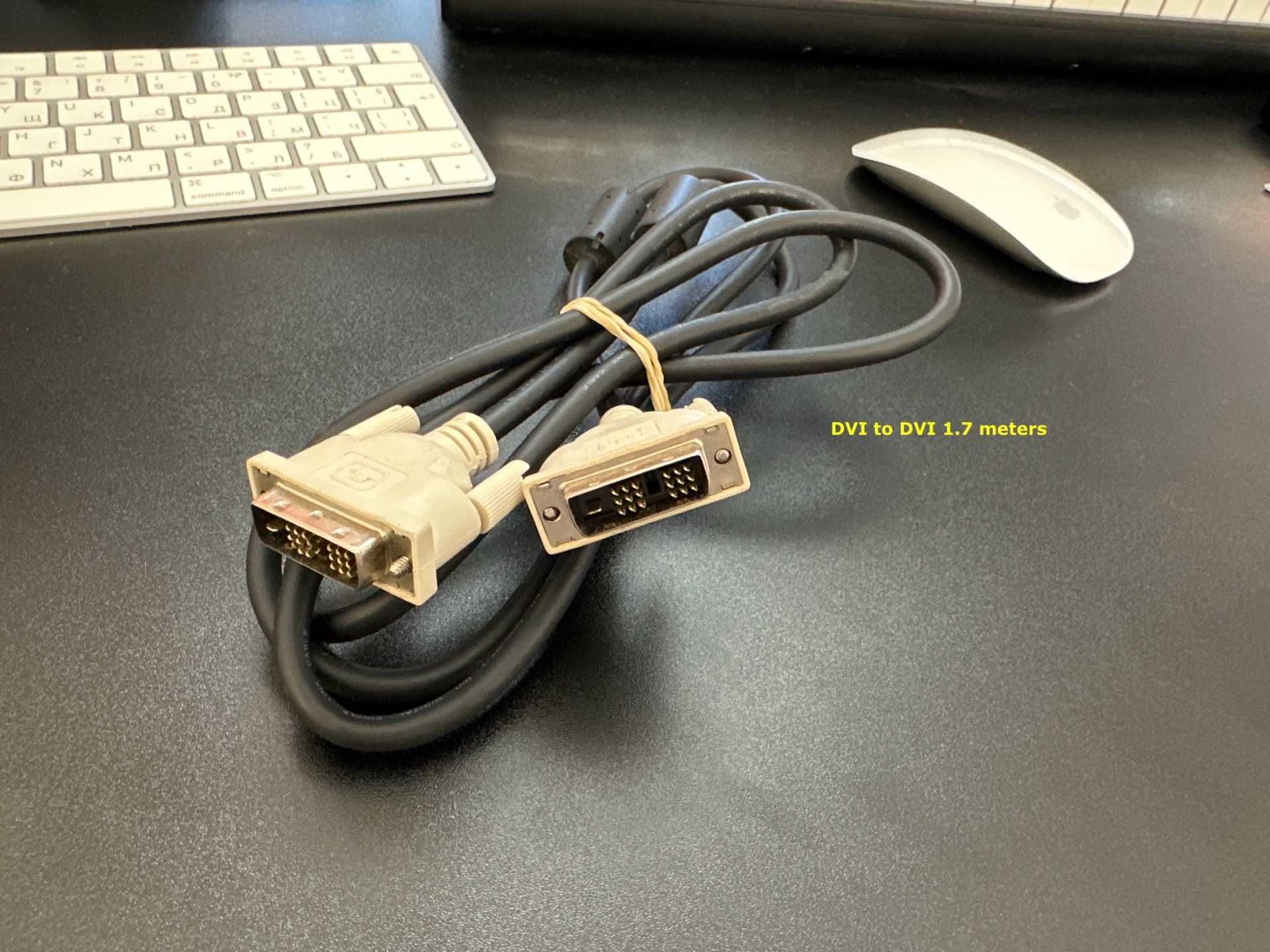 Колекция кабели - HDMI, VGA, USB C