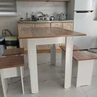 Новые!кухонные столы+4 табуретки