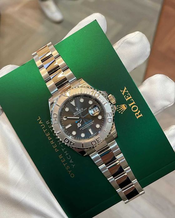 Rolex Yacht-Master Platinum сиво