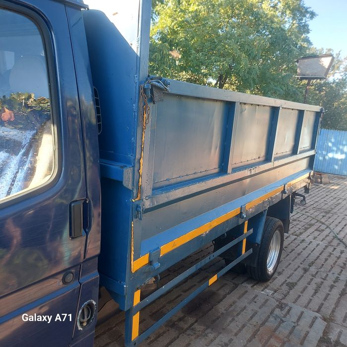 Vând Ford Transit