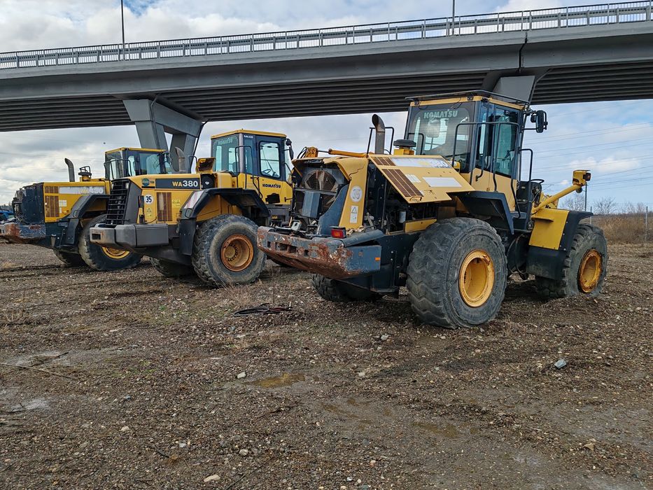 Dezmembrez Komatsu WA 380 si WA 430 vola incarcator frontal
