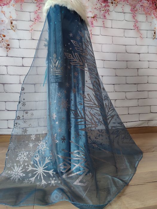 Rochiță Crăiasa Zăpezii noua 3 4 ani 104 110