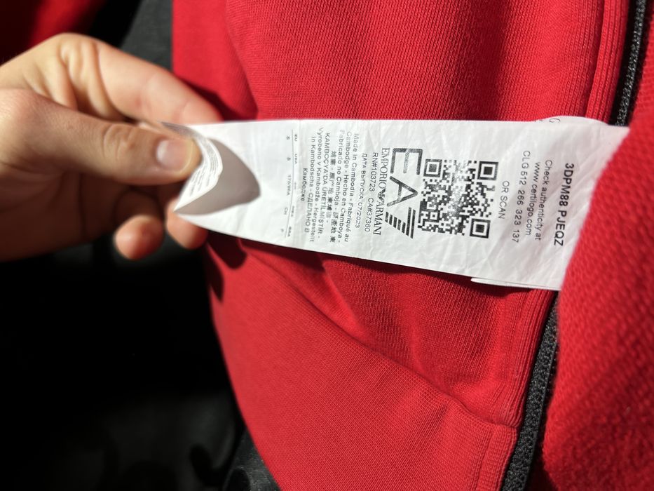 Bluză cu glugă Roşie EA7