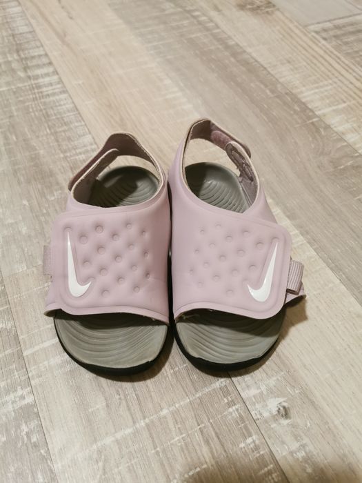 Бебешки сандали nike