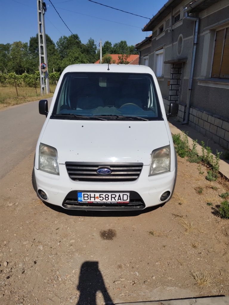 Vând Ford trans conect an 2011