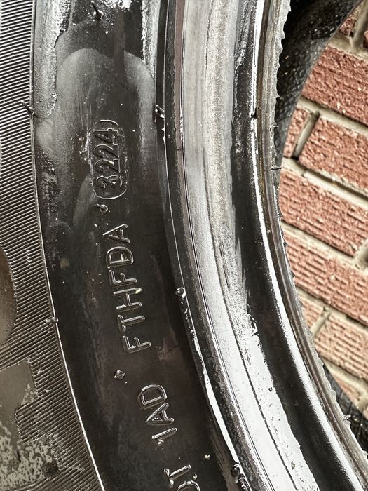 Коплект зимних шин