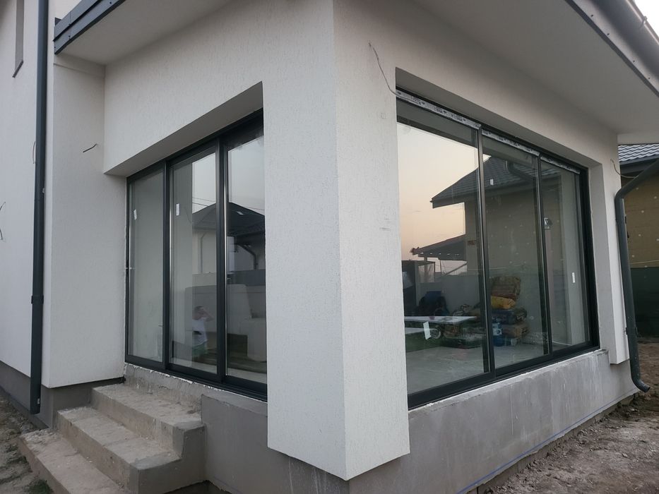 Inchideri terase foisoare balcoane cu usi glisante