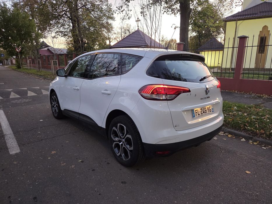 VÂND scenic 1.7DCI An fabricație 2019