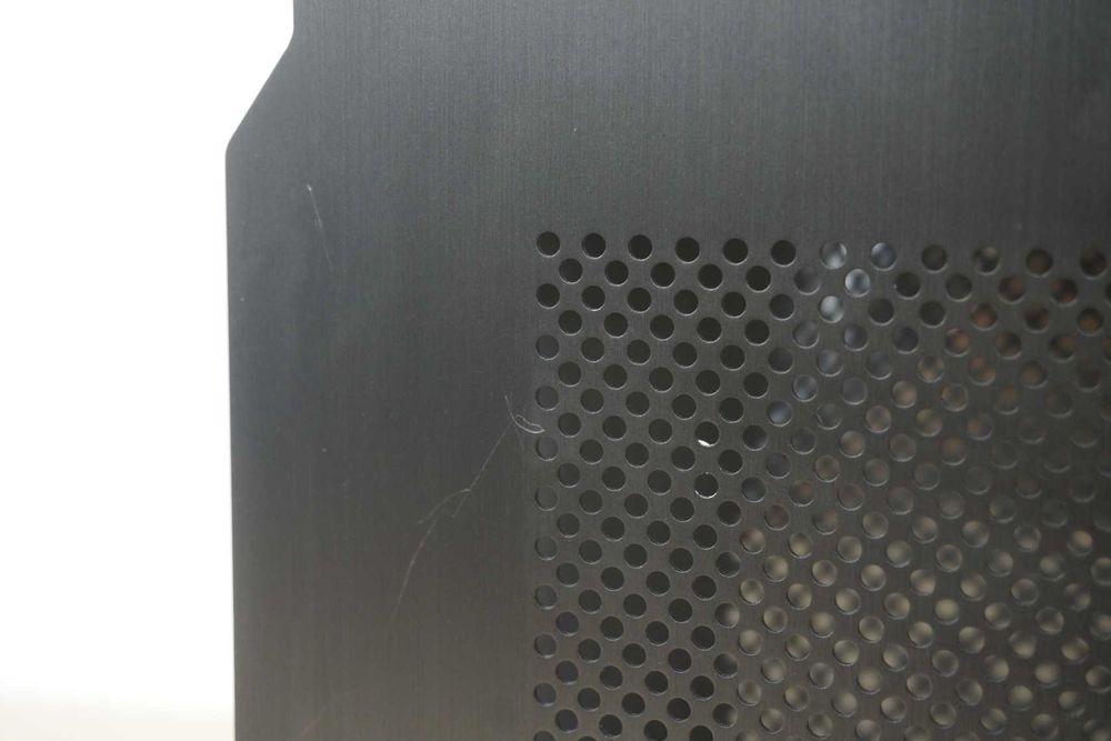 ITX SFX SFF Кутия Lian Li Dan A4 v2 - PCIe 3.0 riser / вкл ДДС