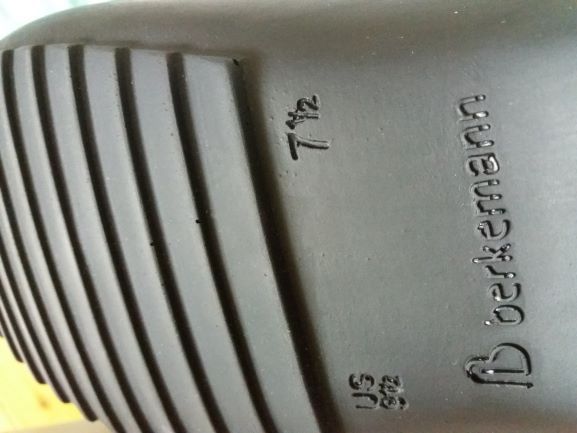 по ДОГОВАРЯНЕ продавам ОРТОПЕДИЧНИ боти Беркеман