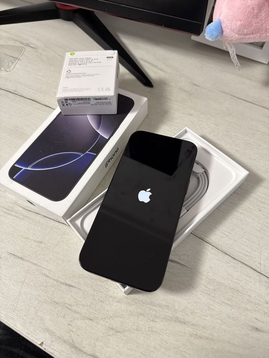 Iphone 16 Pro Max 256Gb Full Box Intretinut Adaptor cadou
