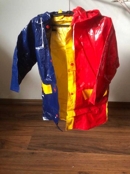 Нов дъждобран за момче или момиче – 4 години -  100% водоустойчив