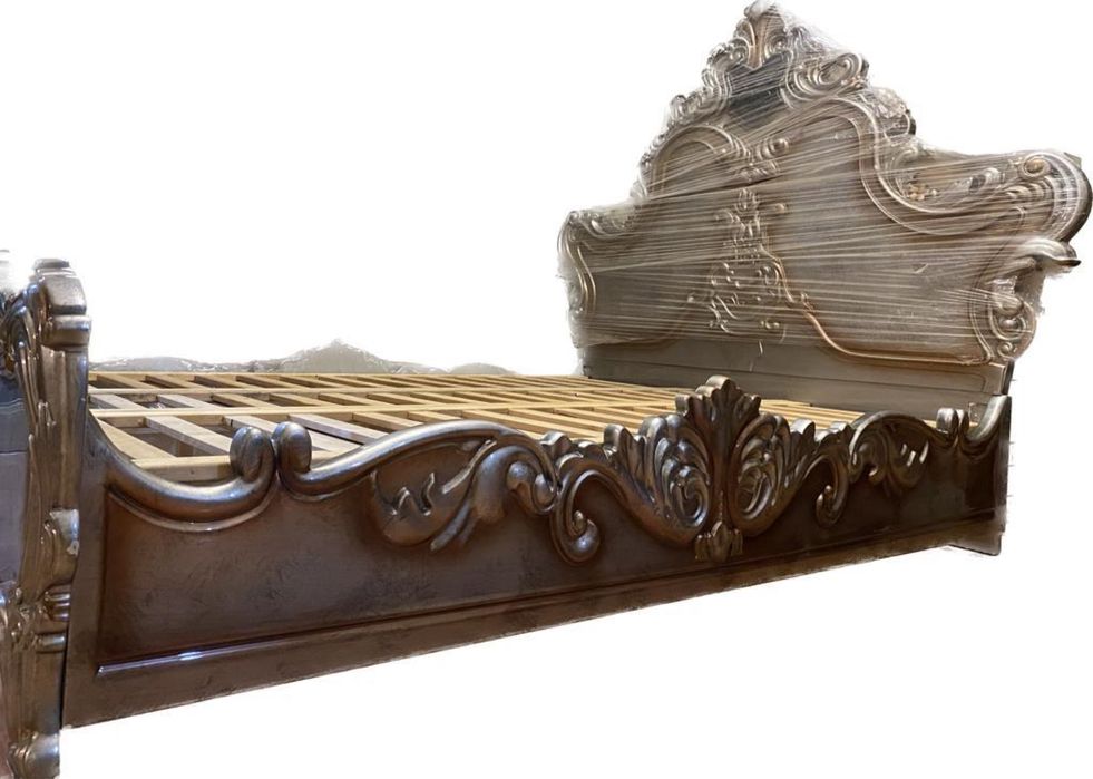 Двух-местная кровать