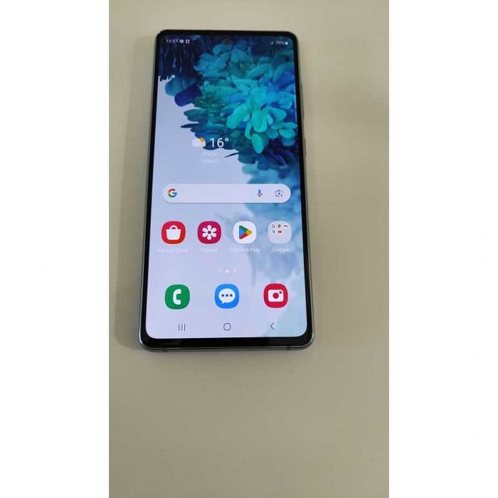 Samsung Galaxy S20 FE 128GB, 6GB RAM, 120hz, Android 13 - перфектен