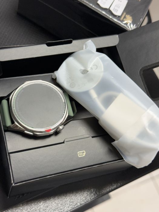 Huawei Watch GT6,Green *ЧистоНов*2г Гаранция*