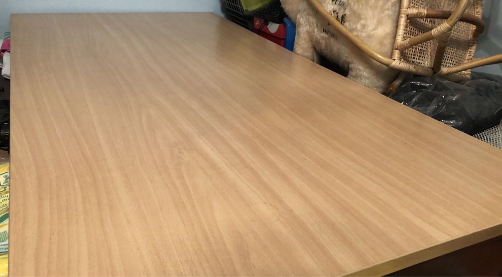 Офис, ученическо бюро