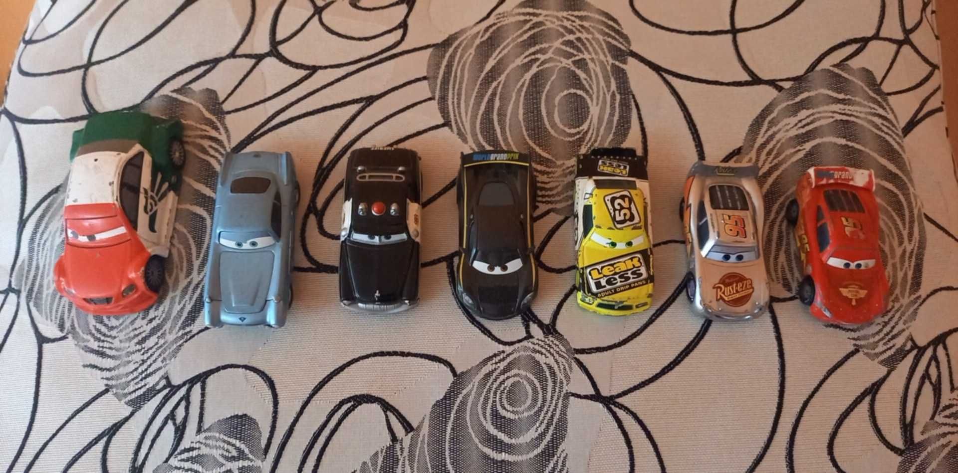 Оригинални, метални колички от серията McQueen.