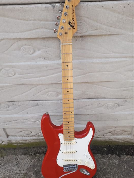 Falcon by Tanglewood chitara electrica