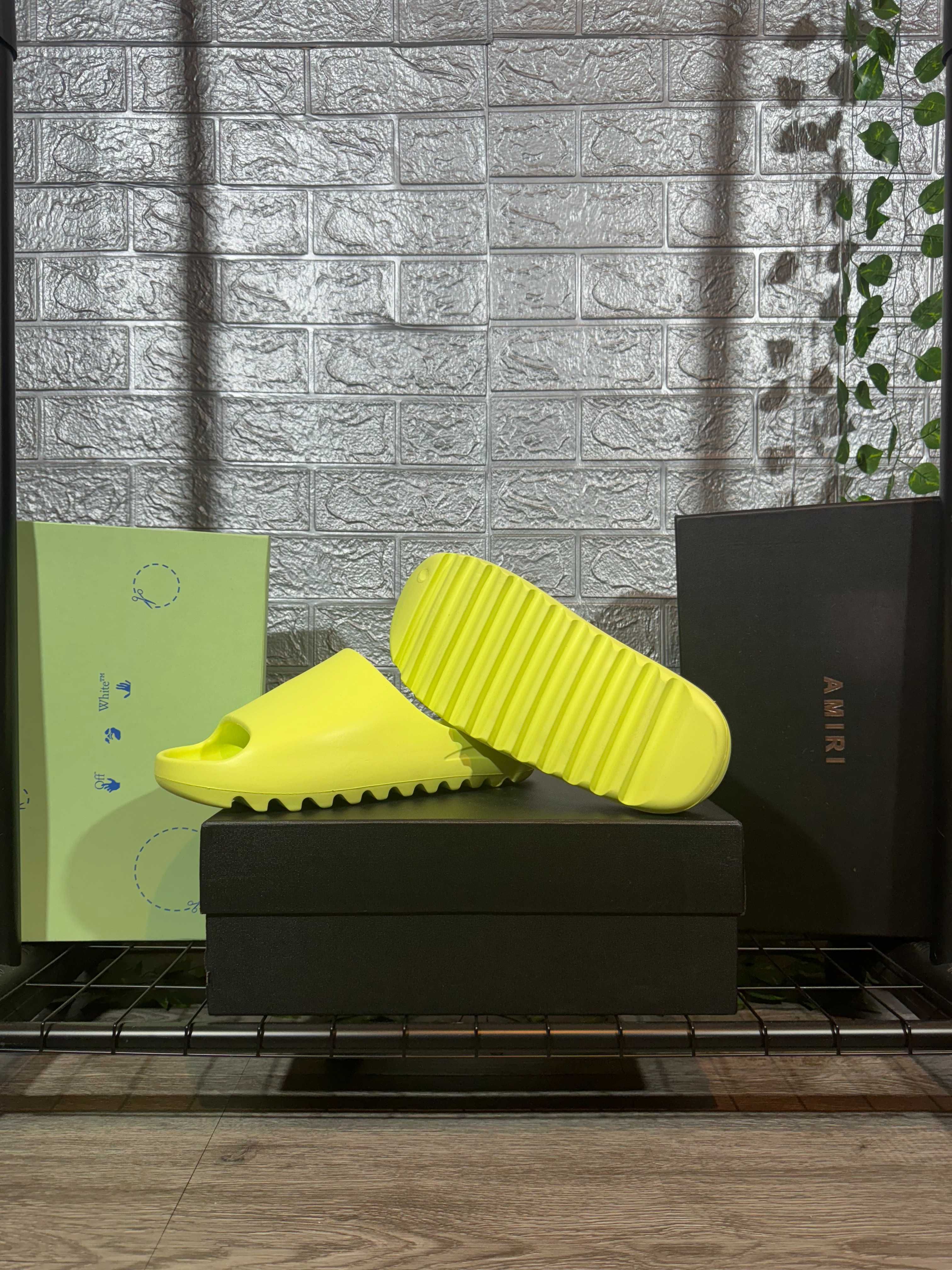 Yeezy Slides Marimea 46