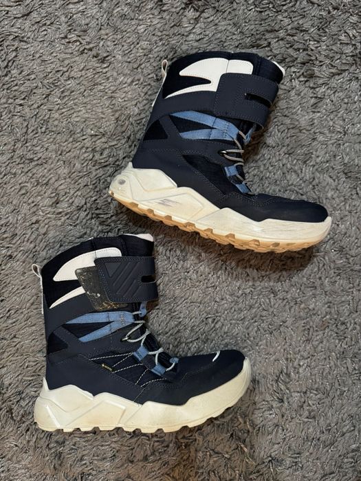 Ghete Superfit mărimea 37